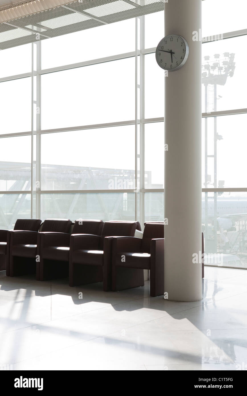 Des sièges vides dans la borne Airport Banque D'Images