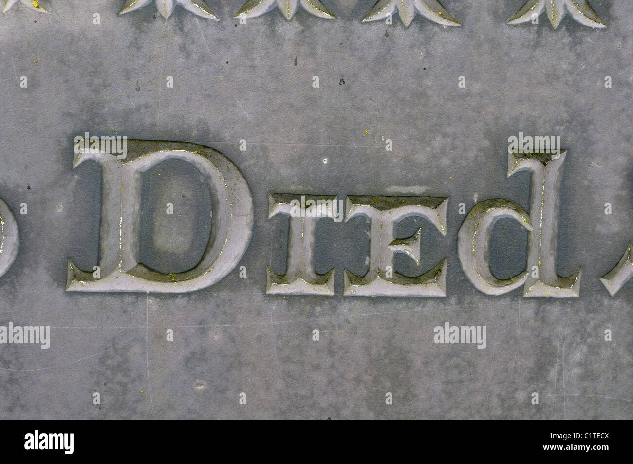 Le mot est mort détail d'ardoise pierre tombale, Leicestershire, UK Banque D'Images
