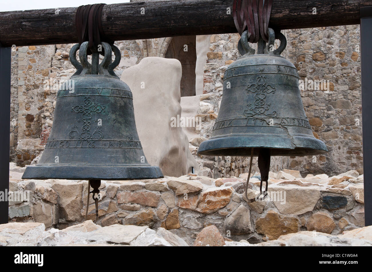 San Juan Capistrano, Californie.Vieilles cloches à Mission San Juan Capistrano. Banque D'Images