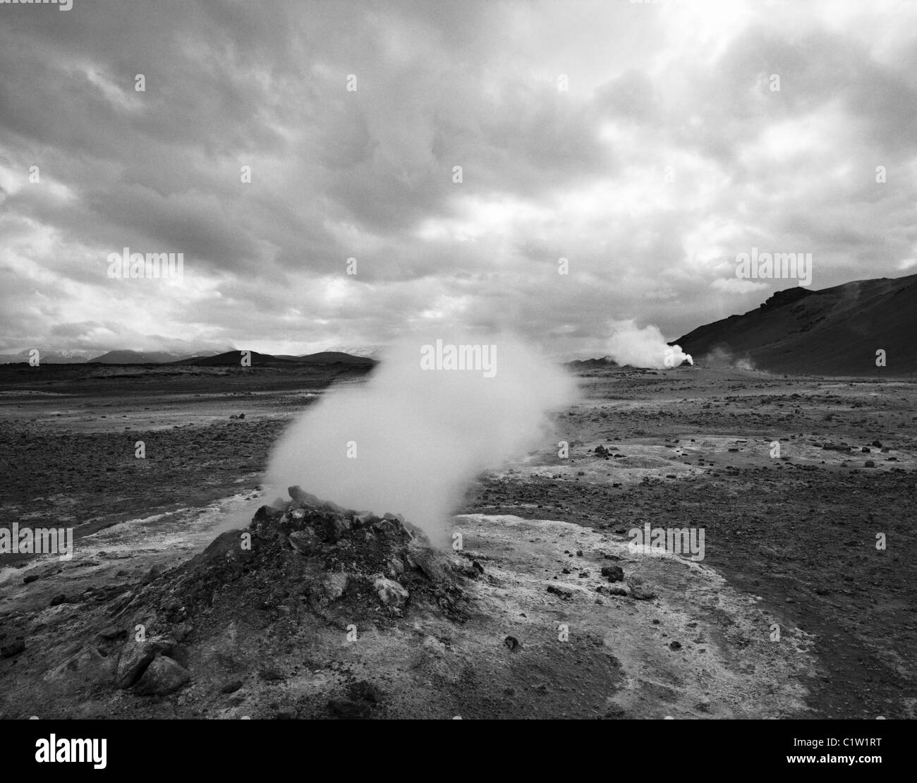 Les fumerolles à Námafjall, 73320, France Banque D'Images