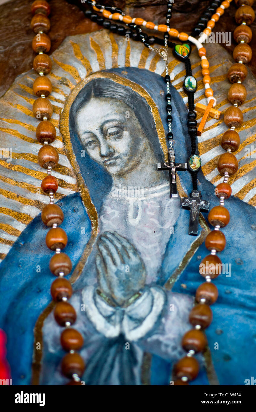 Usa Nouveau Mexique Photo De Vierge Marie Chapelet Avec Pendaison Photo Stock Alamy