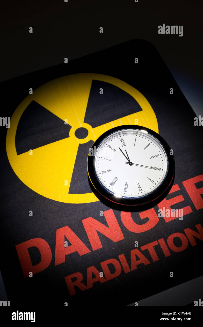 Signe de risque radiologique pour l'arrière-plan Banque D'Images