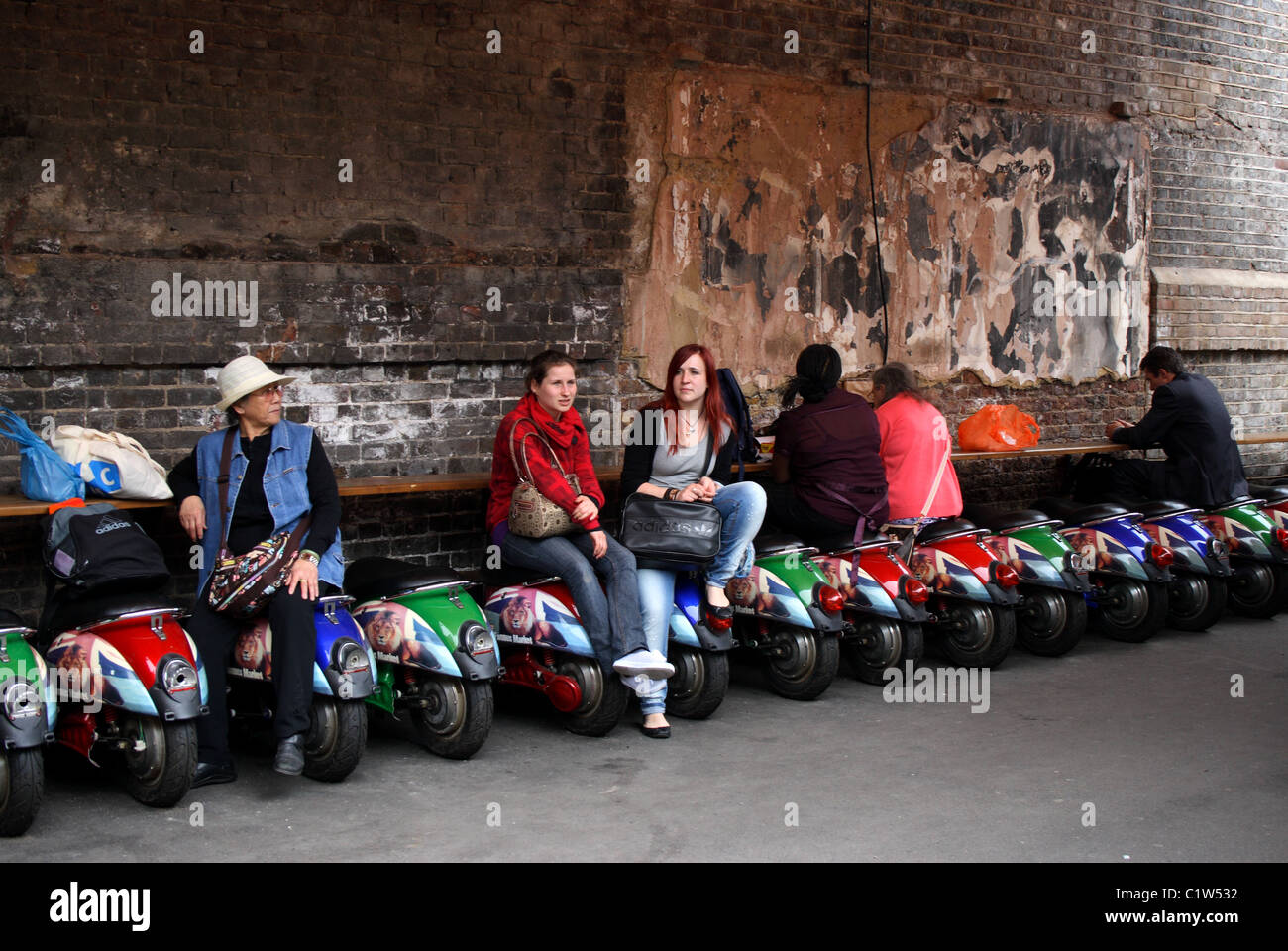 Un café dans le Camden Lock village calme du nord de Londres, Angleterre. Banque D'Images