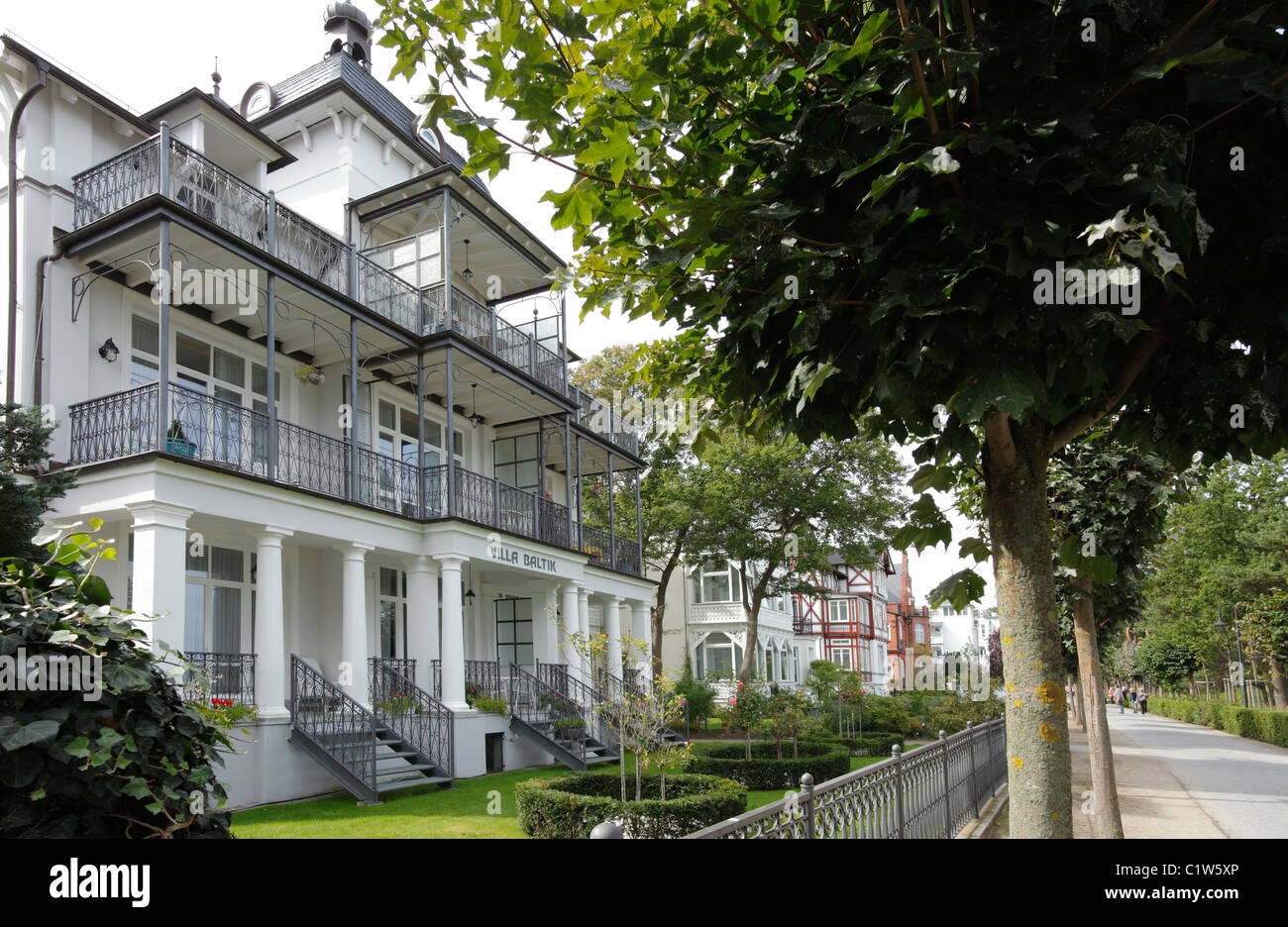 Villa au bord de mer à Binz - une station thermale allemande sur la mer Baltique Banque D'Images
