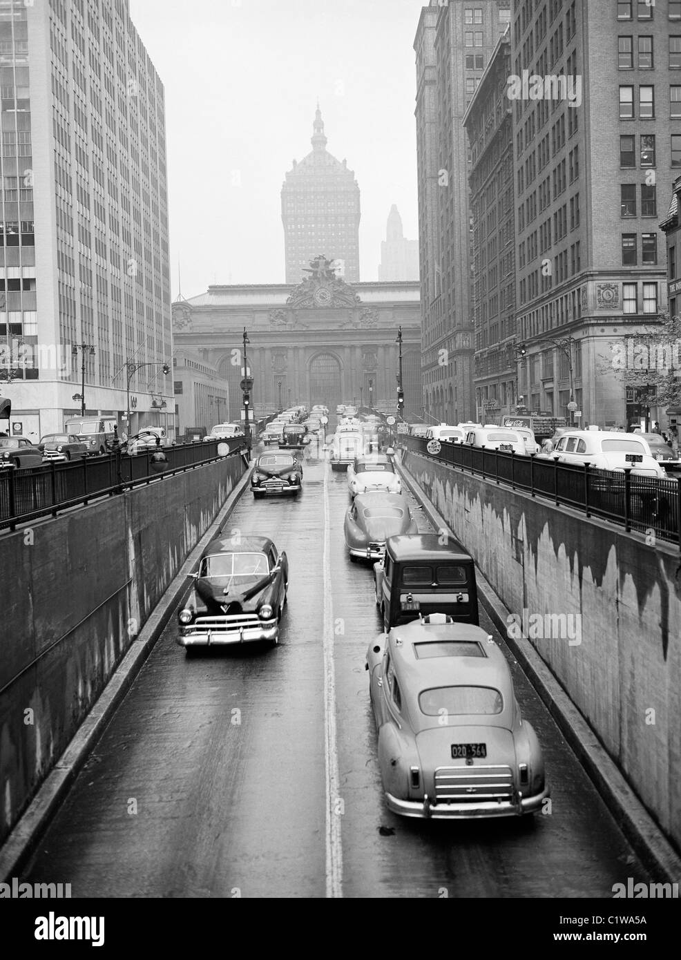 USA, New York, Park Avenue au-dessous de la rampe de la gare Grand Central Banque D'Images