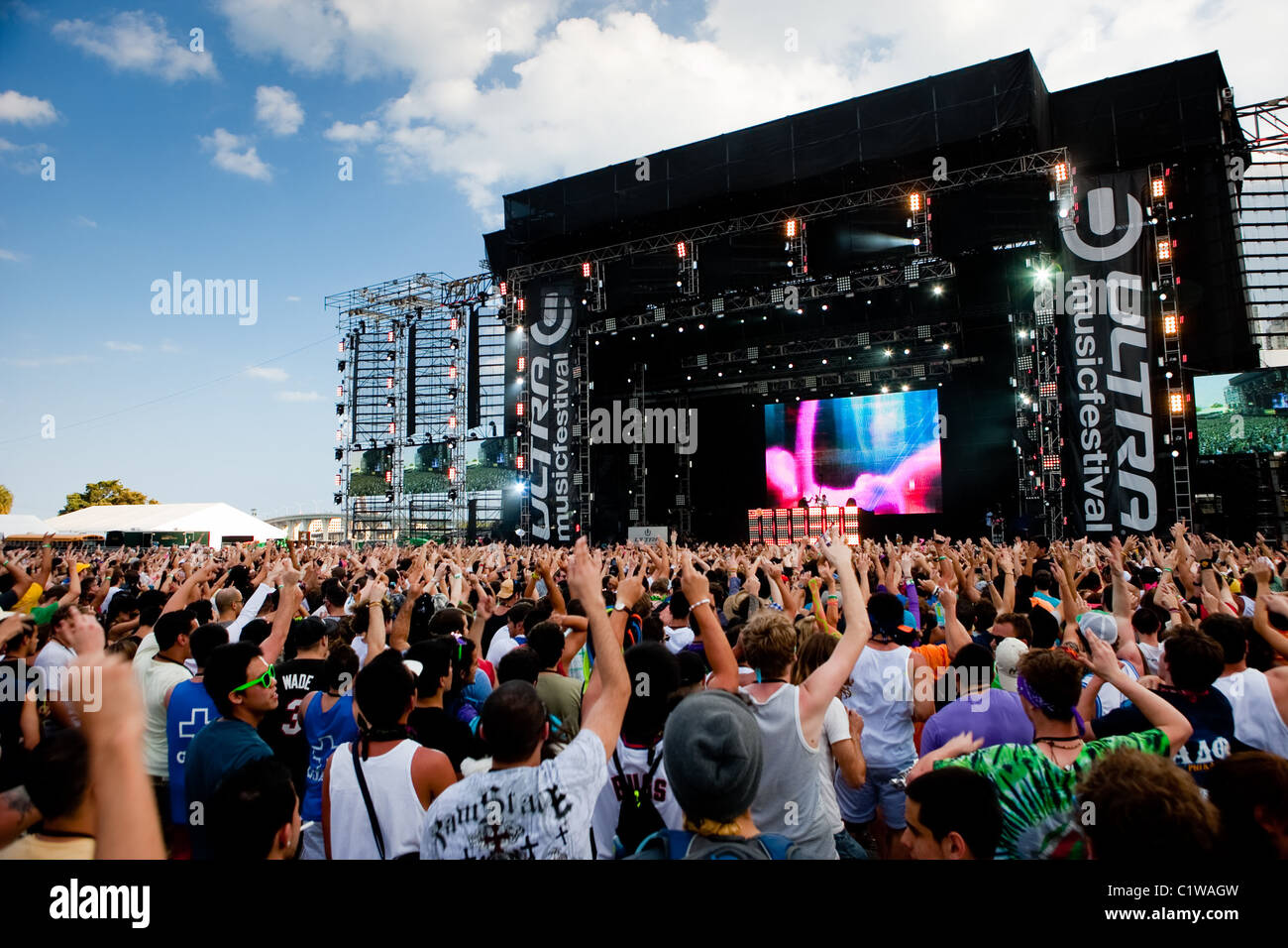 La scène principale à l'Ultra Music Festival à Miami, Floride, USA prises le 25 mars 2011. Banque D'Images
