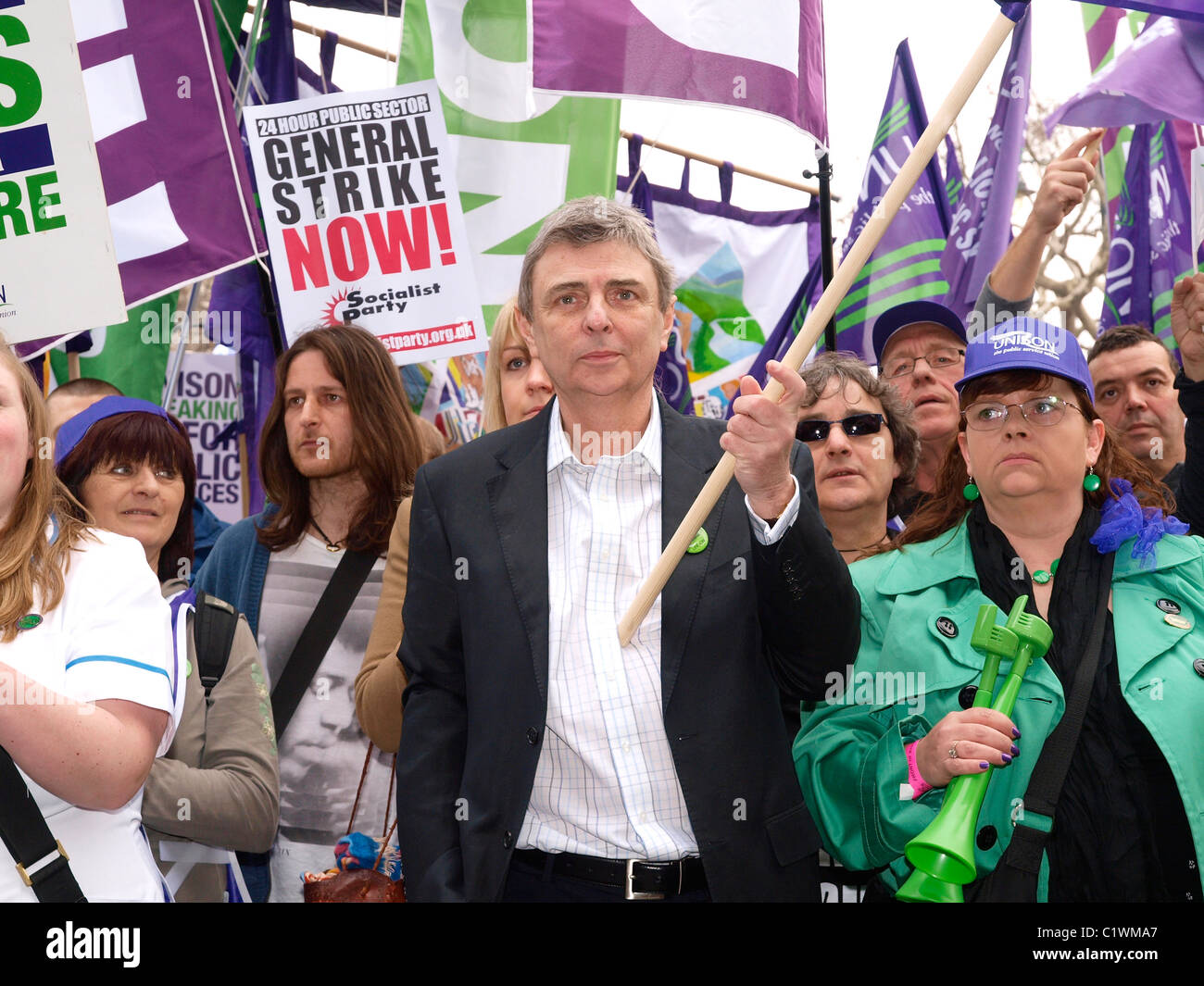 Dave Prentis dirige l'unisson sur les travailleurs 26 mars 2011 manifestation nationale contre le TUC. Londres Banque D'Images