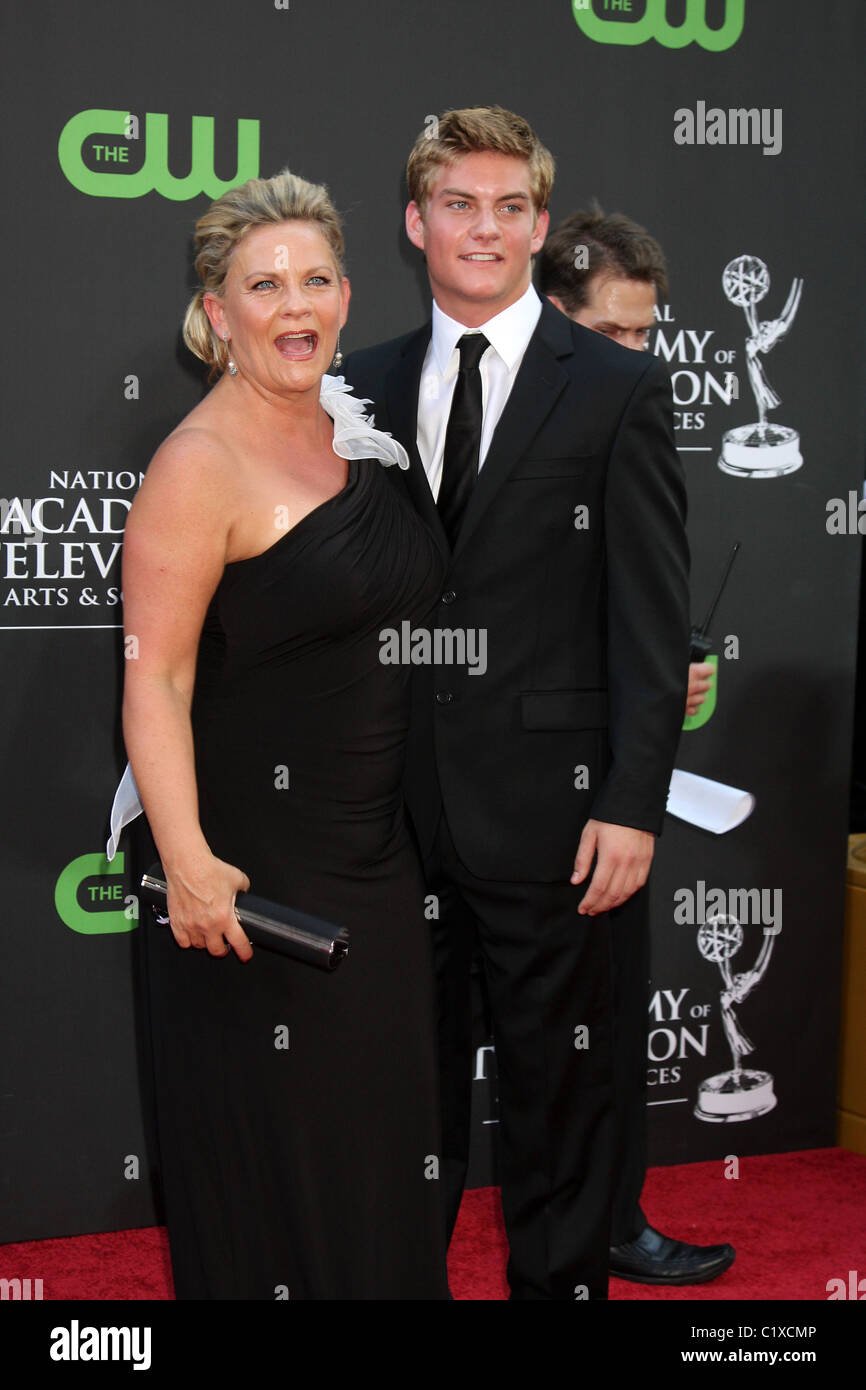 Kim Zimmer et Jake Weary La 36e Journée annuelle de remise des Prix Emmy au Orpheum Theatre de Los Angeles, Californie - 30.08.09 Nikki Banque D'Images