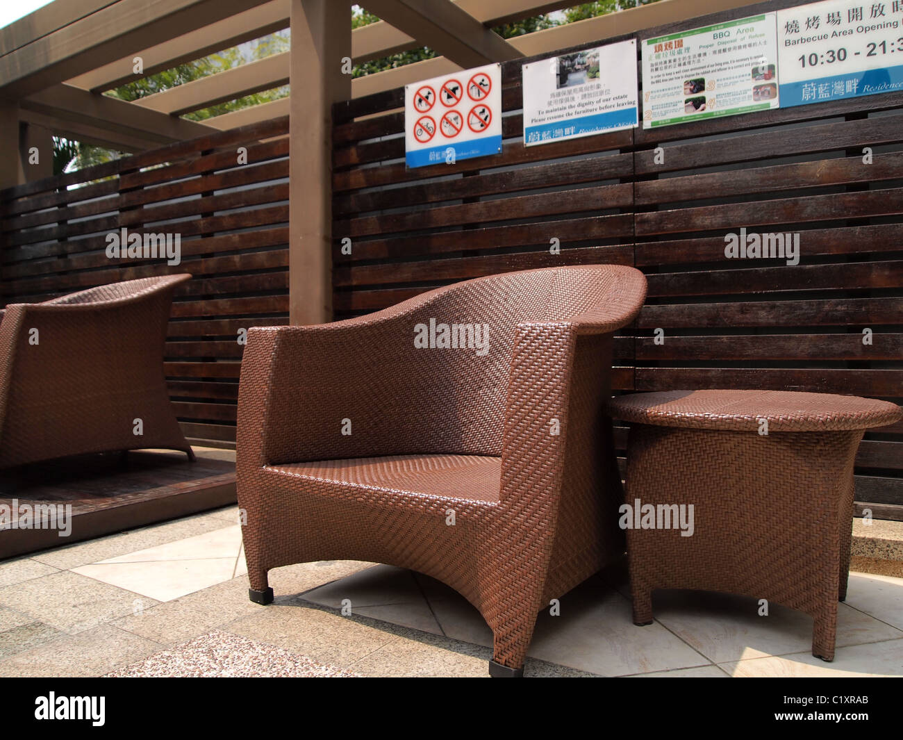 Fauteuil de jardin dans un jardin Banque D'Images