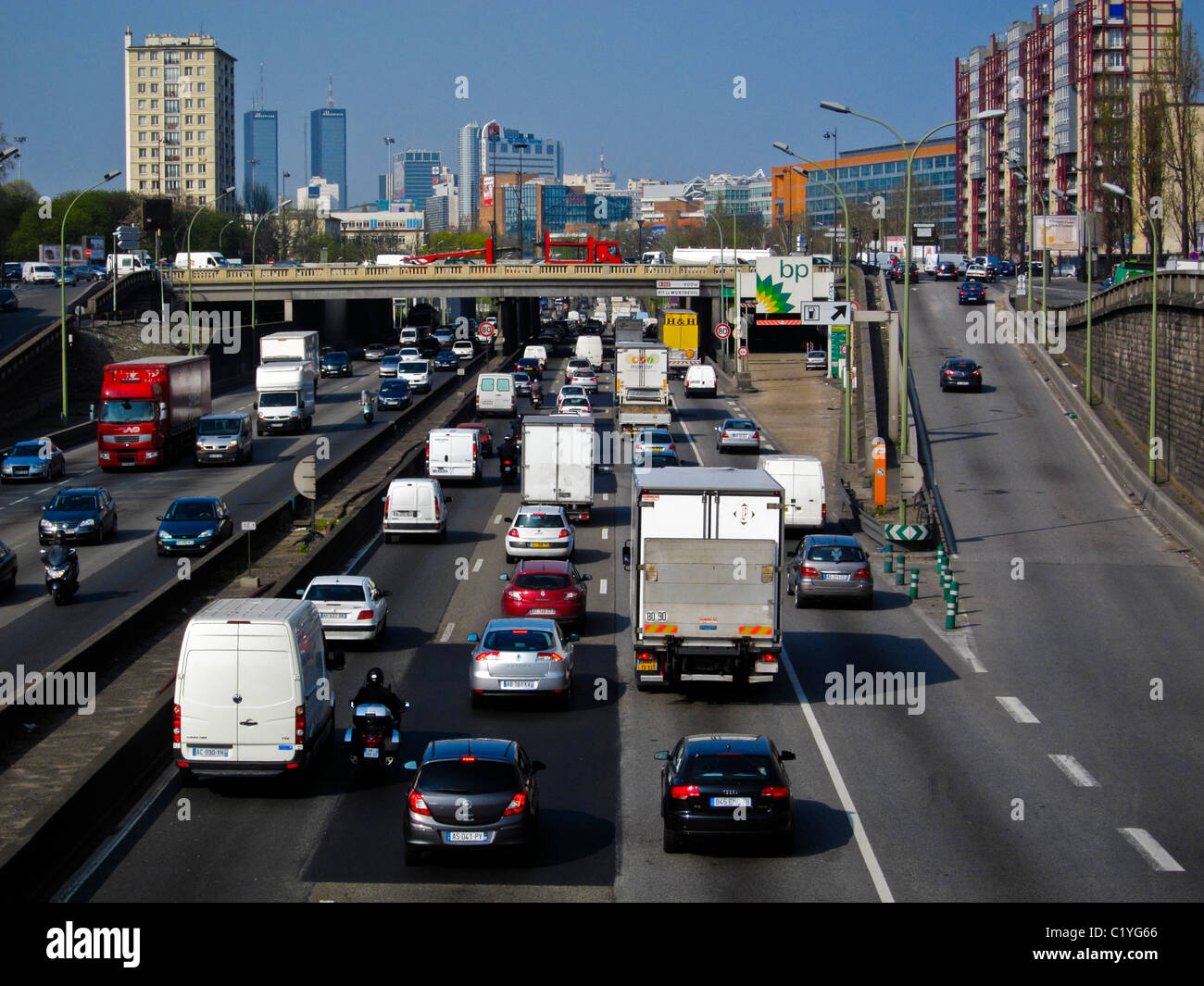 Paris, France, embouteillage sur l'autoroute périphérique, camions français, voitures, camions, paris conduite Banque D'Images