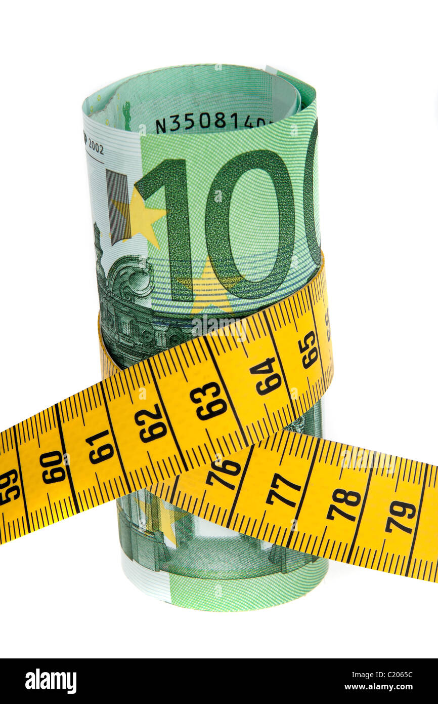Économie symbolique avec € bill et ruban à mesurer Banque D'Images