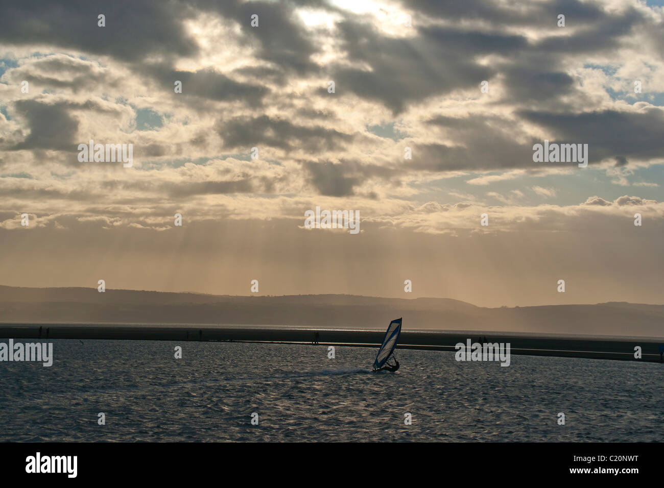 Planche à voile, West Kirby, Wirral, Angleterre, Février, 2011 Banque D'Images