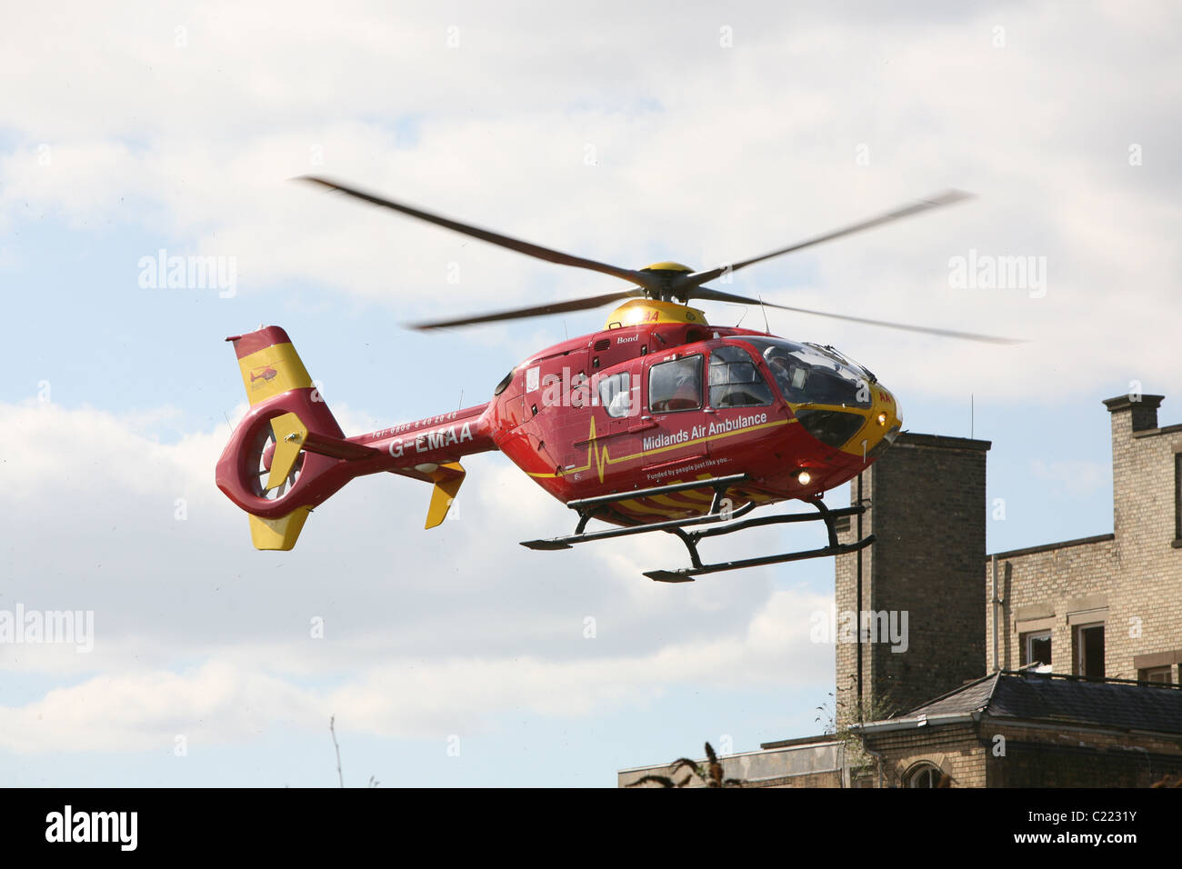 Air Ambulance taking off Banque D'Images