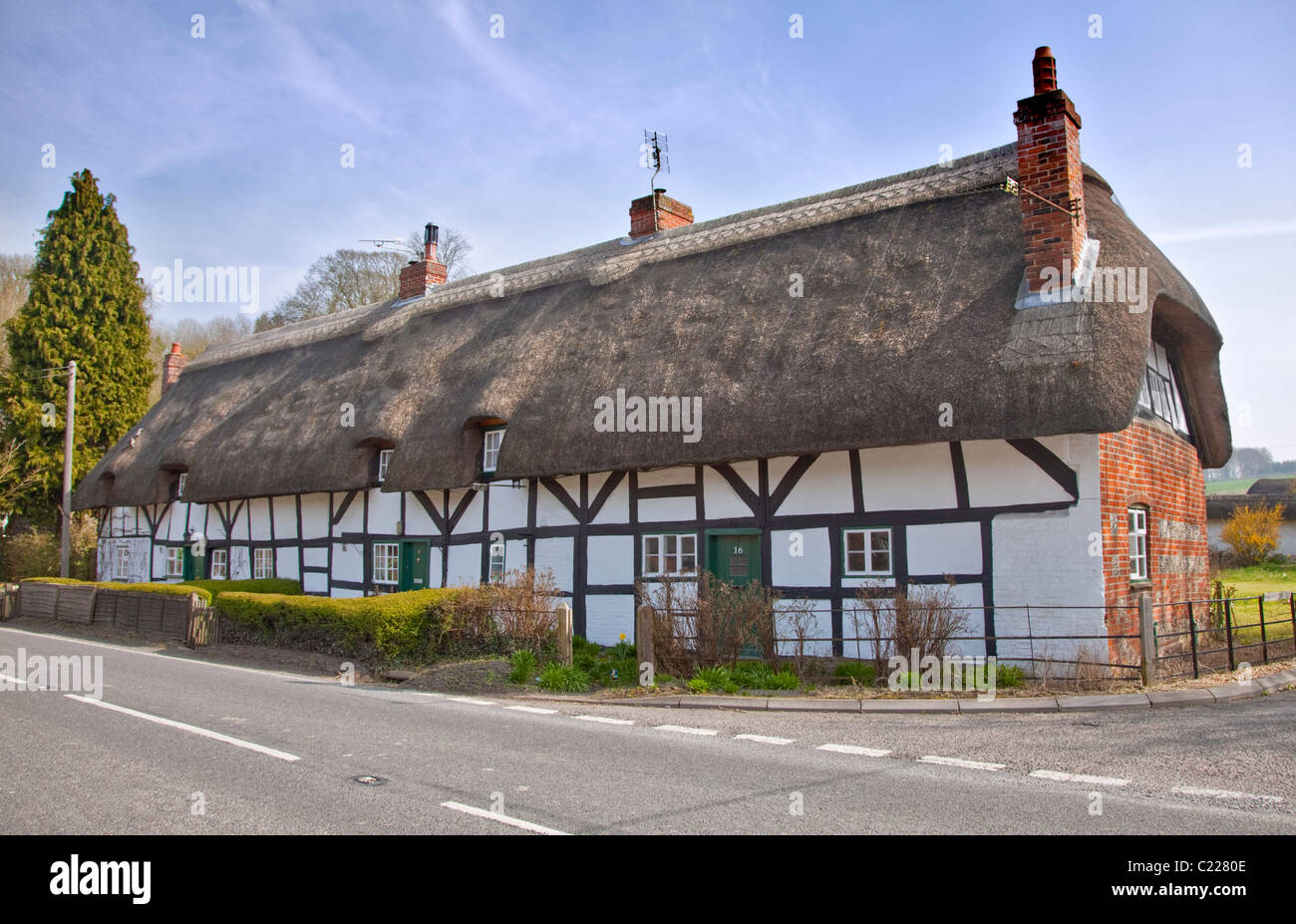 Cottages en Leckford, Hampshire, Angleterre Banque D'Images