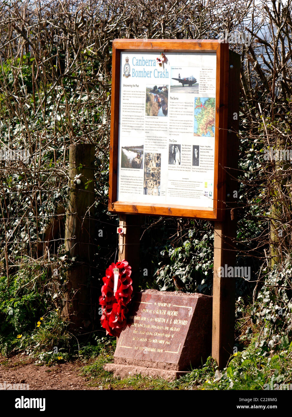 Mémorial à Canberra en 1961 Accident de bombardement sur le Grand Canal de l'Ouest, Tiverton, Devon, UK Banque D'Images