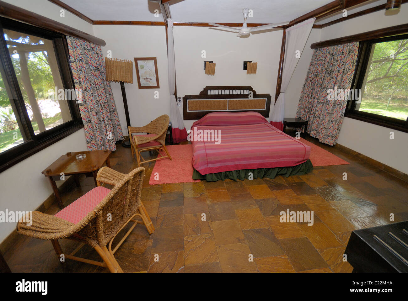 Chambre à coucher au Sarova Shaba Lodge & Hotel, réserve, parc national de Samburu, Kenya, Africa Banque D'Images