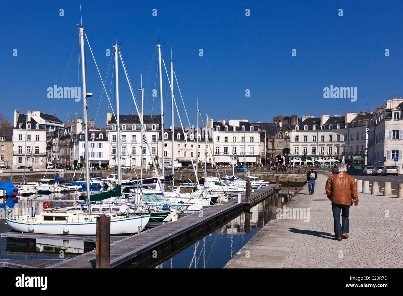 Bretagne : vieux port et de la Place Gambetta à Vannes, Morbihan, Bretagne, France, Europe Banque D'Images