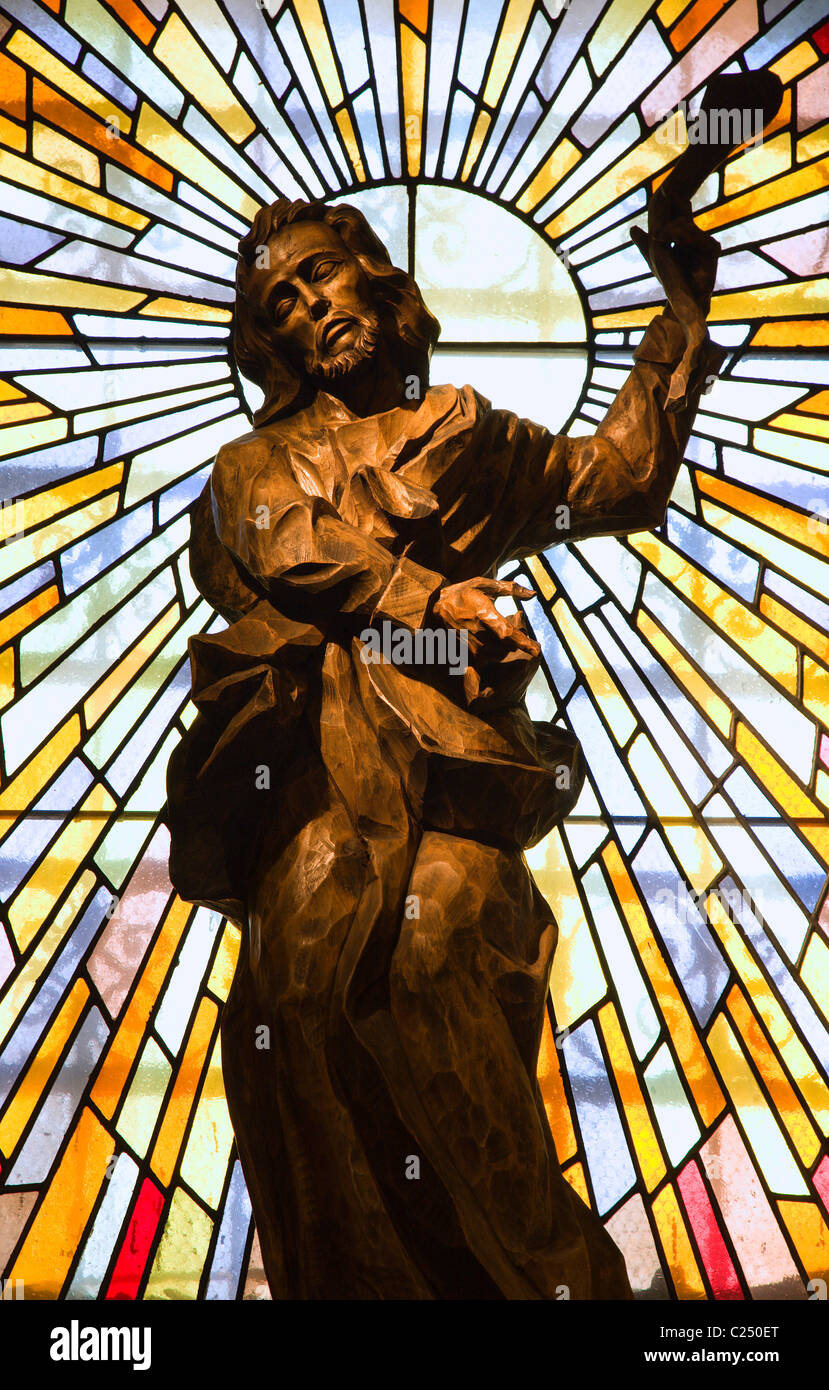 St. Jude Thaddée statue en bois de l'église de Vienne Banque D'Images