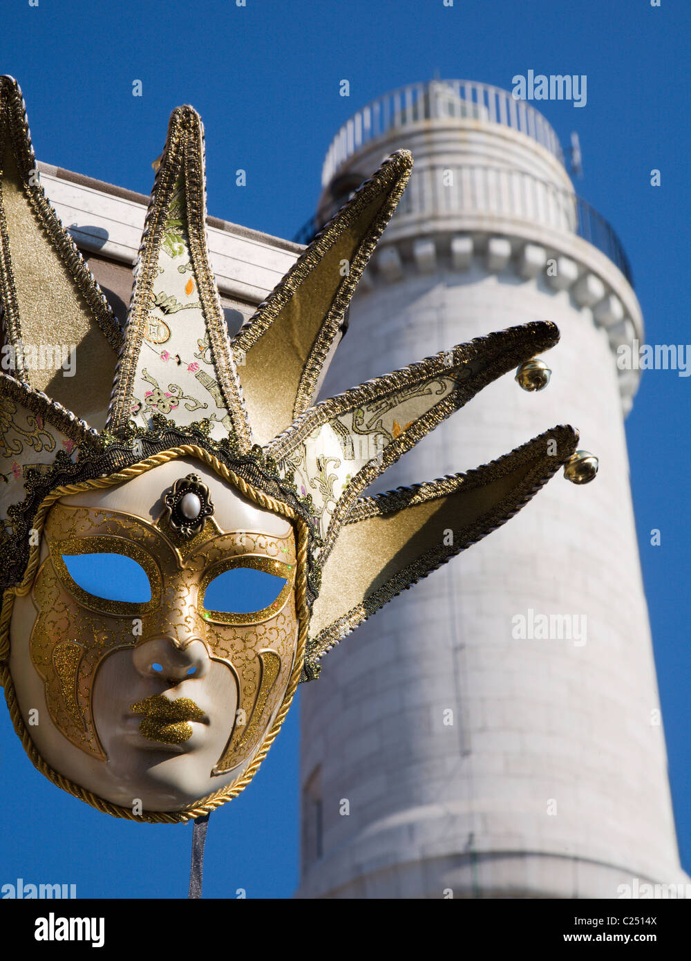 Masque de Venise - et le phare de l'île de Murano san Banque D'Images