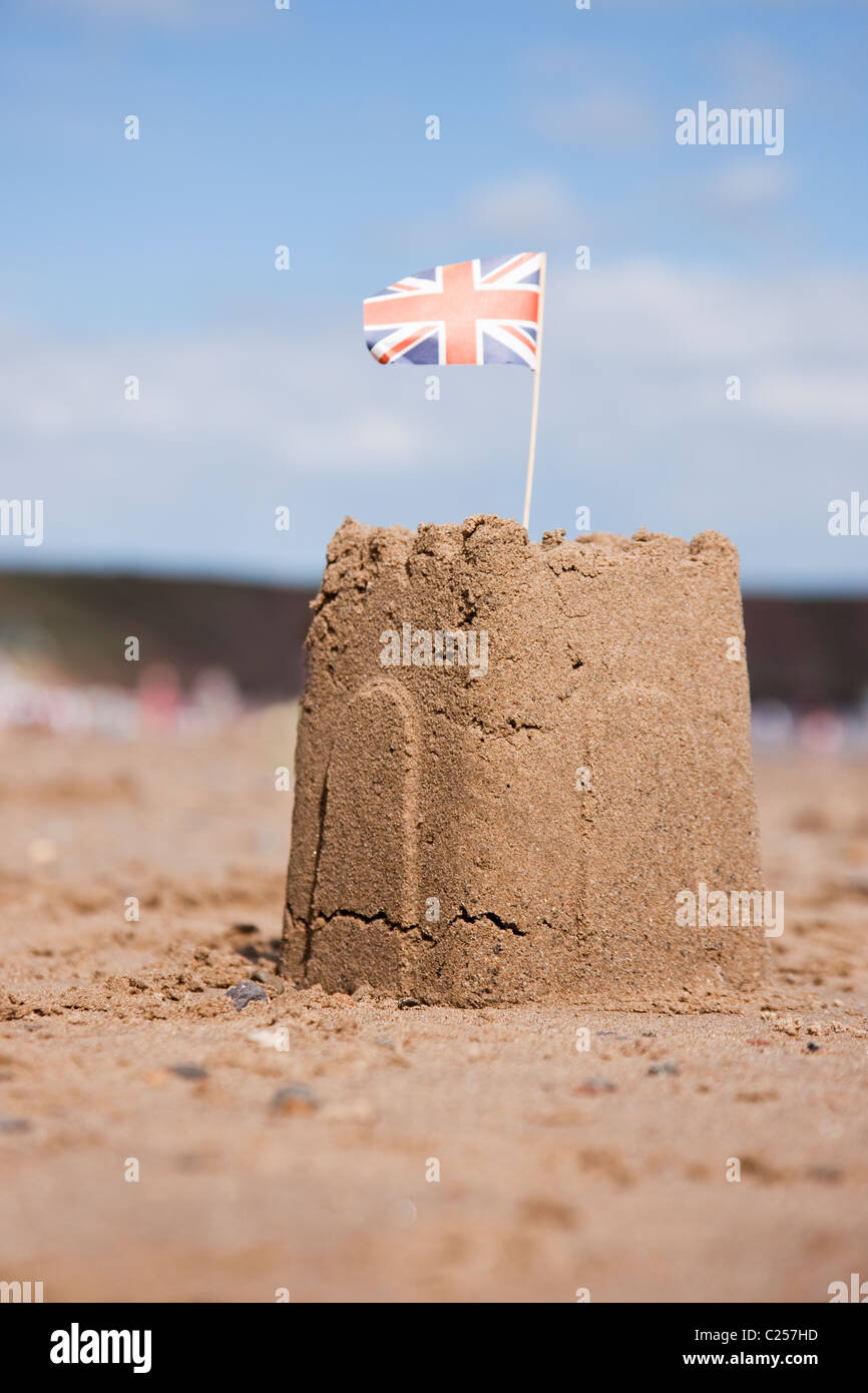 Château de sable anglais classique sur la plage de Nazaré, East Yorkshire Banque D'Images