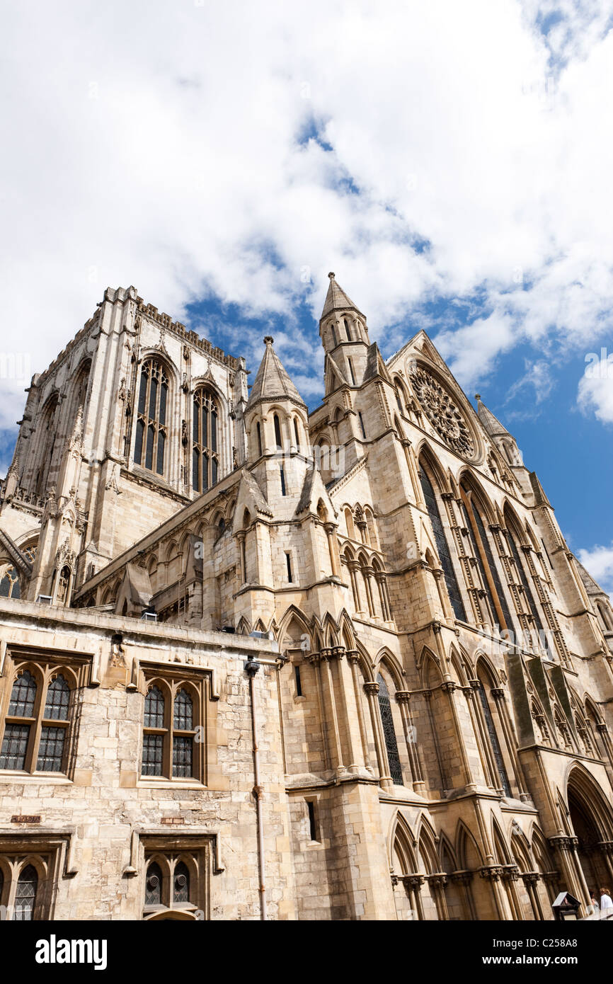 L'extérieur de la cathédrale York Minster wonderous dans York, East Yorkshire Banque D'Images