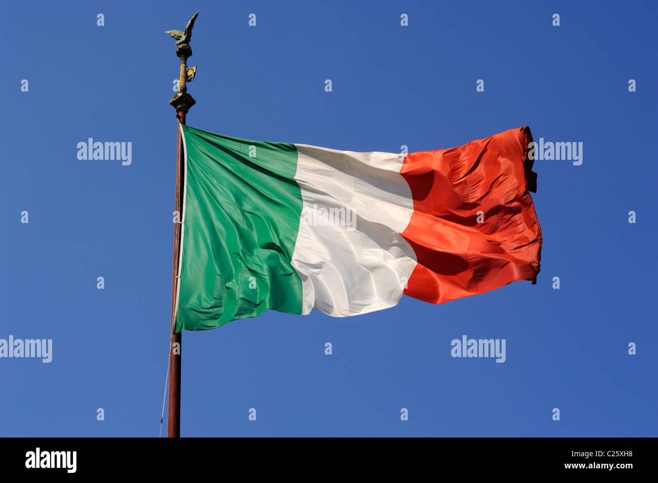 Italie, Rome, drapeau italien Banque D'Images