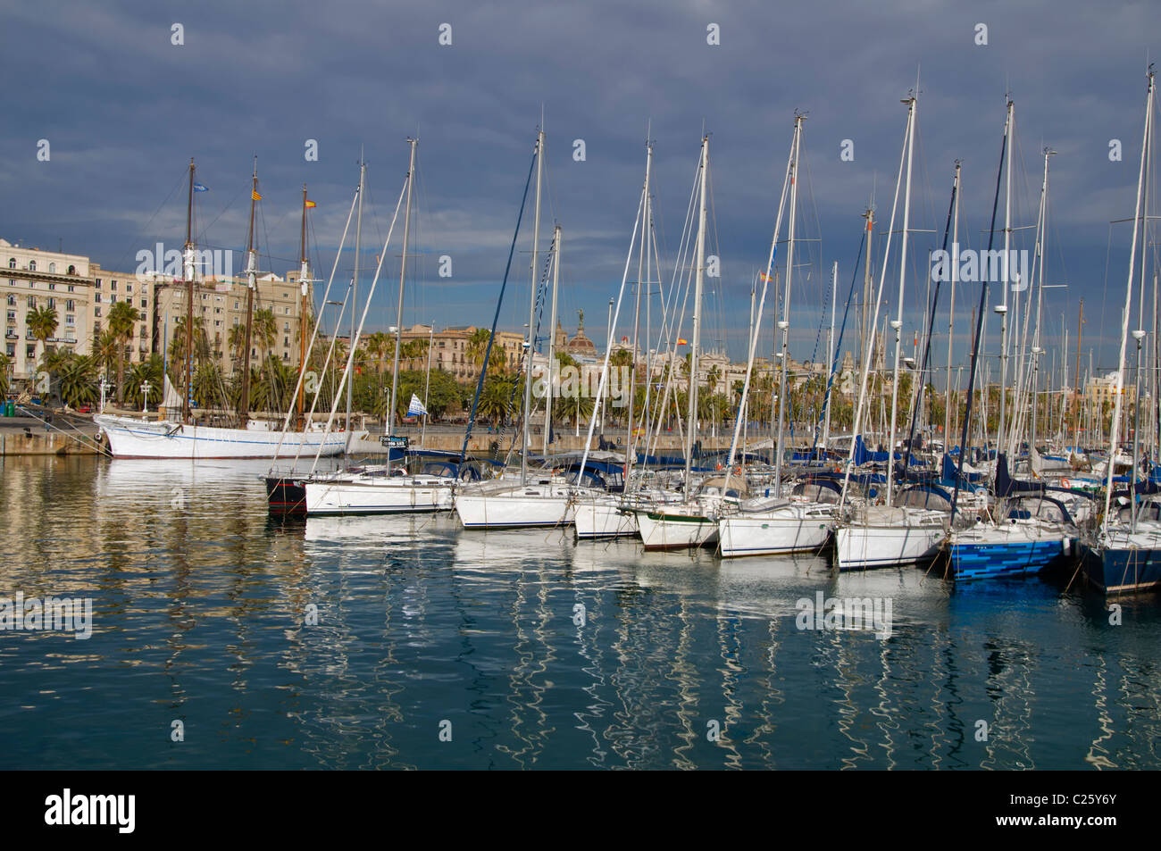 Rambla de Mar, Port Vell, Barcelone, Catalogne, Espagne Banque D'Images