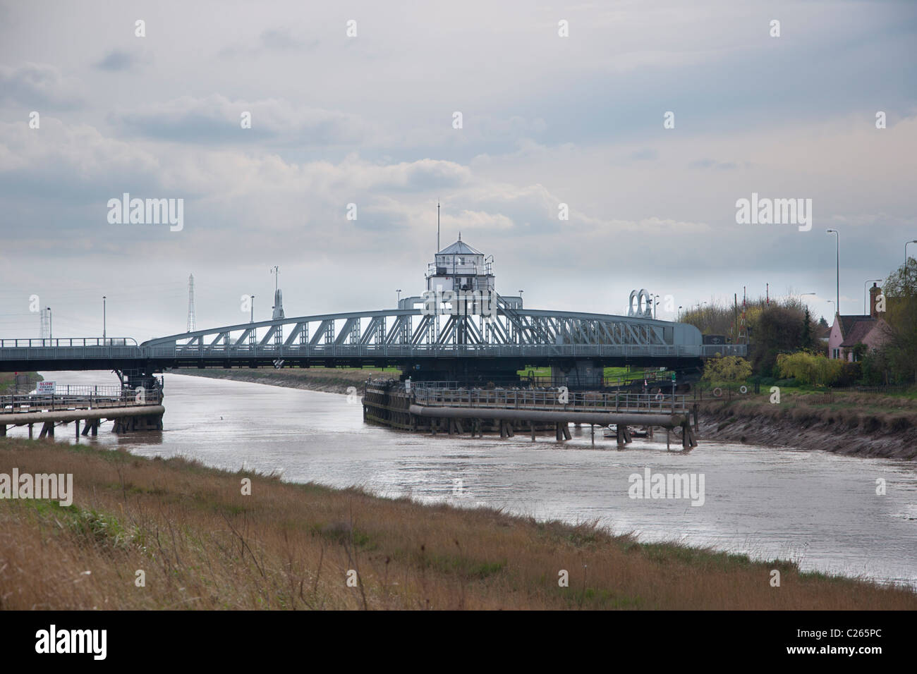 Pont tournant de Sutton River Nene Lincolnshire Banque D'Images