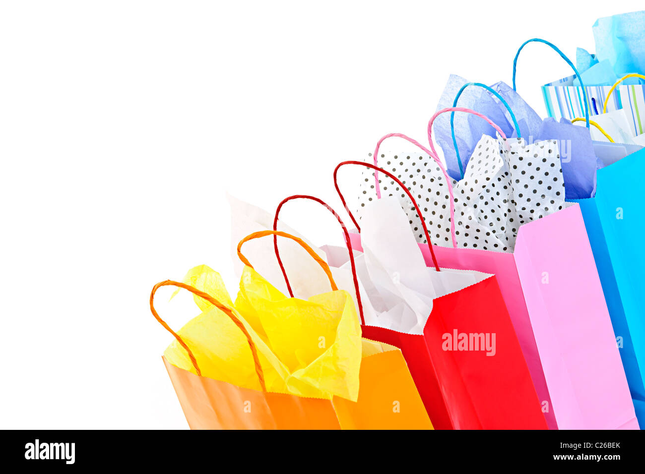 De nombreux sacs colorés sur fond blanc Banque D'Images