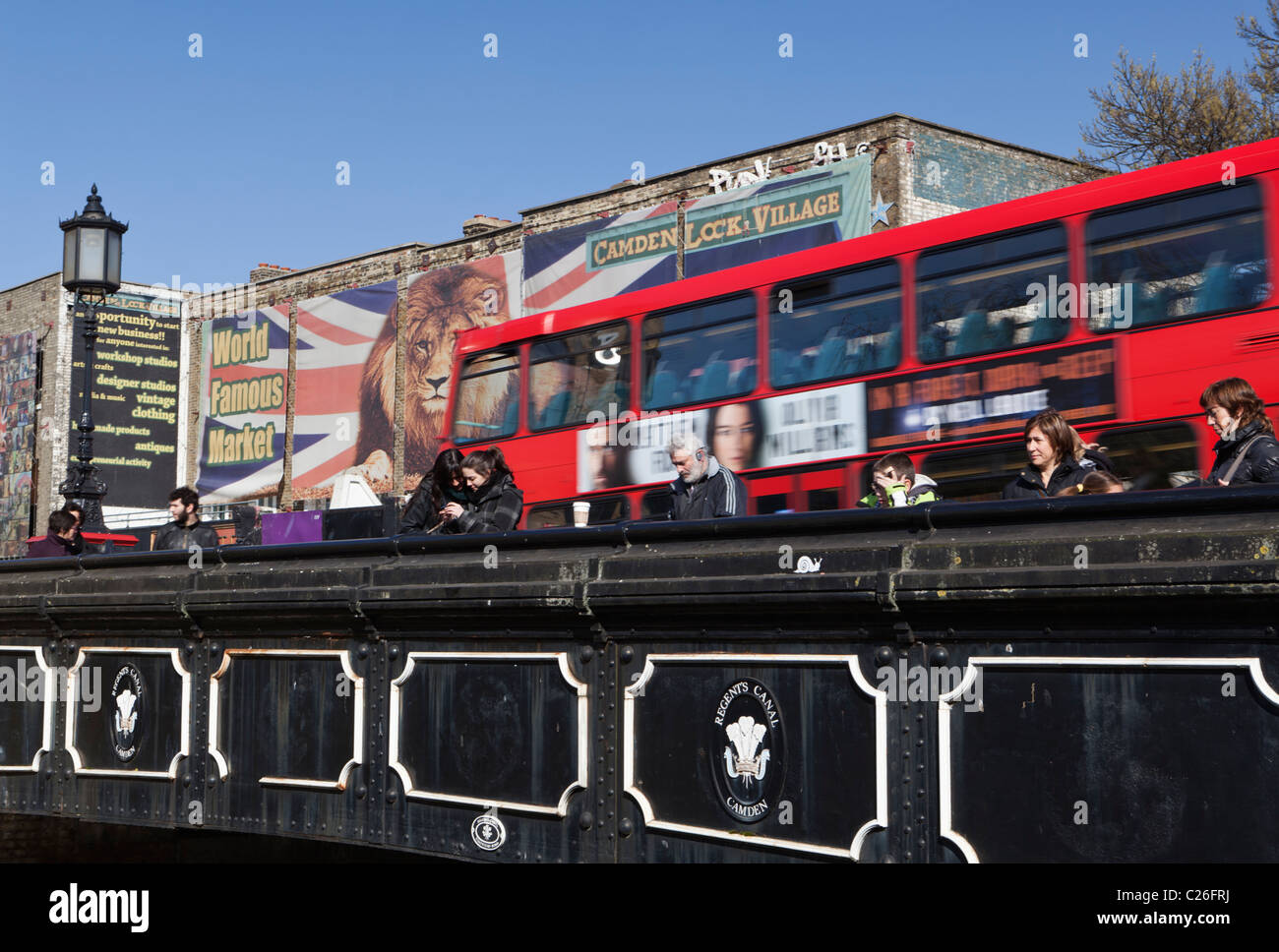 London bus rouge crossing bridge at Camden Lock London England Banque D'Images