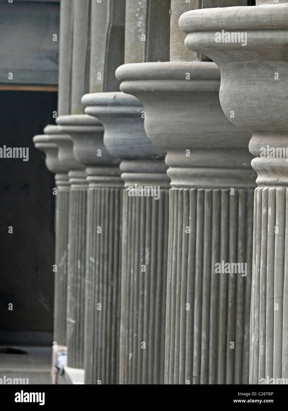 Rangée de colonnes Banque D'Images