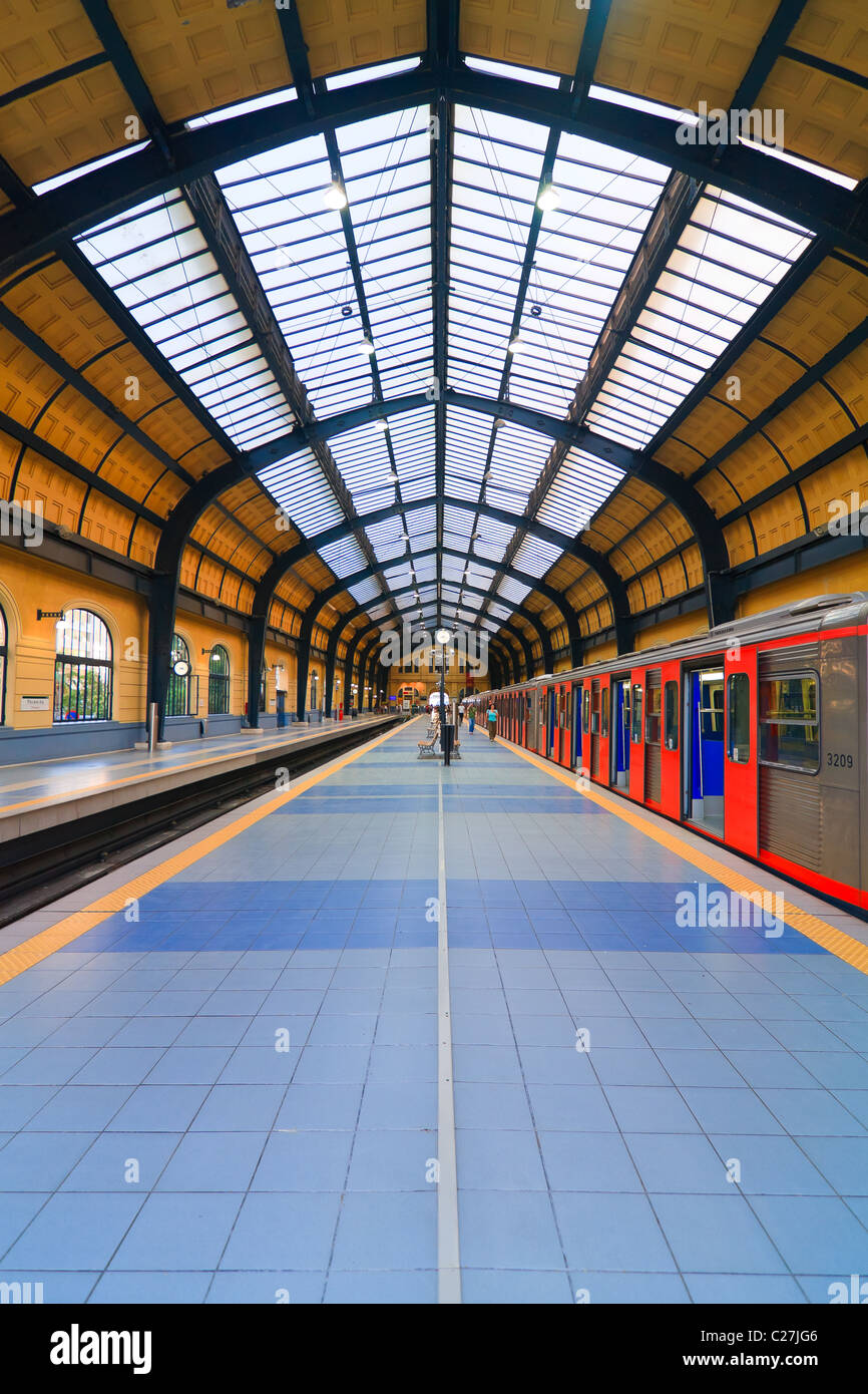 La station de métro d'Athènes en Grèce l'intérieur du bâtiment Banque D'Images