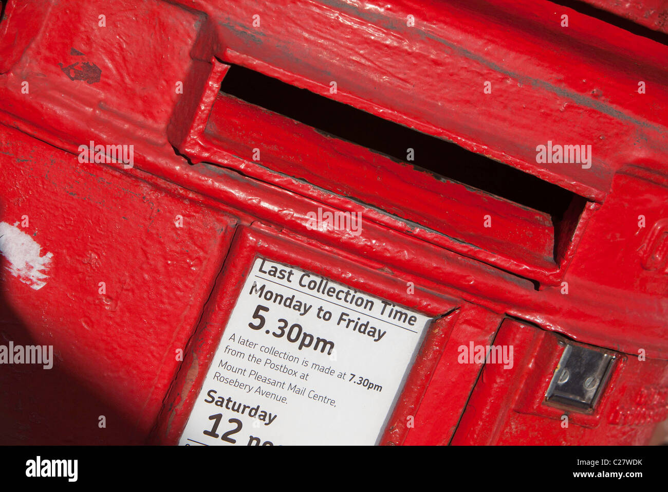 Une boîte de poste britannique. Royal Mail, La poste britannique. Banque D'Images