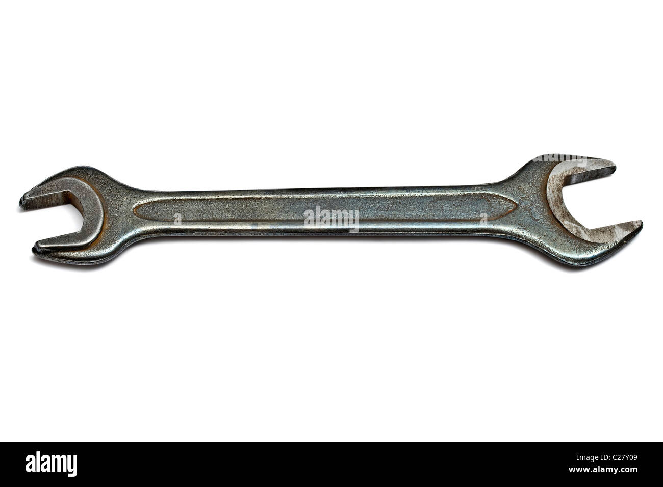 Une vieille clé dynamométrique isolé sur fond blanc Banque D'Images