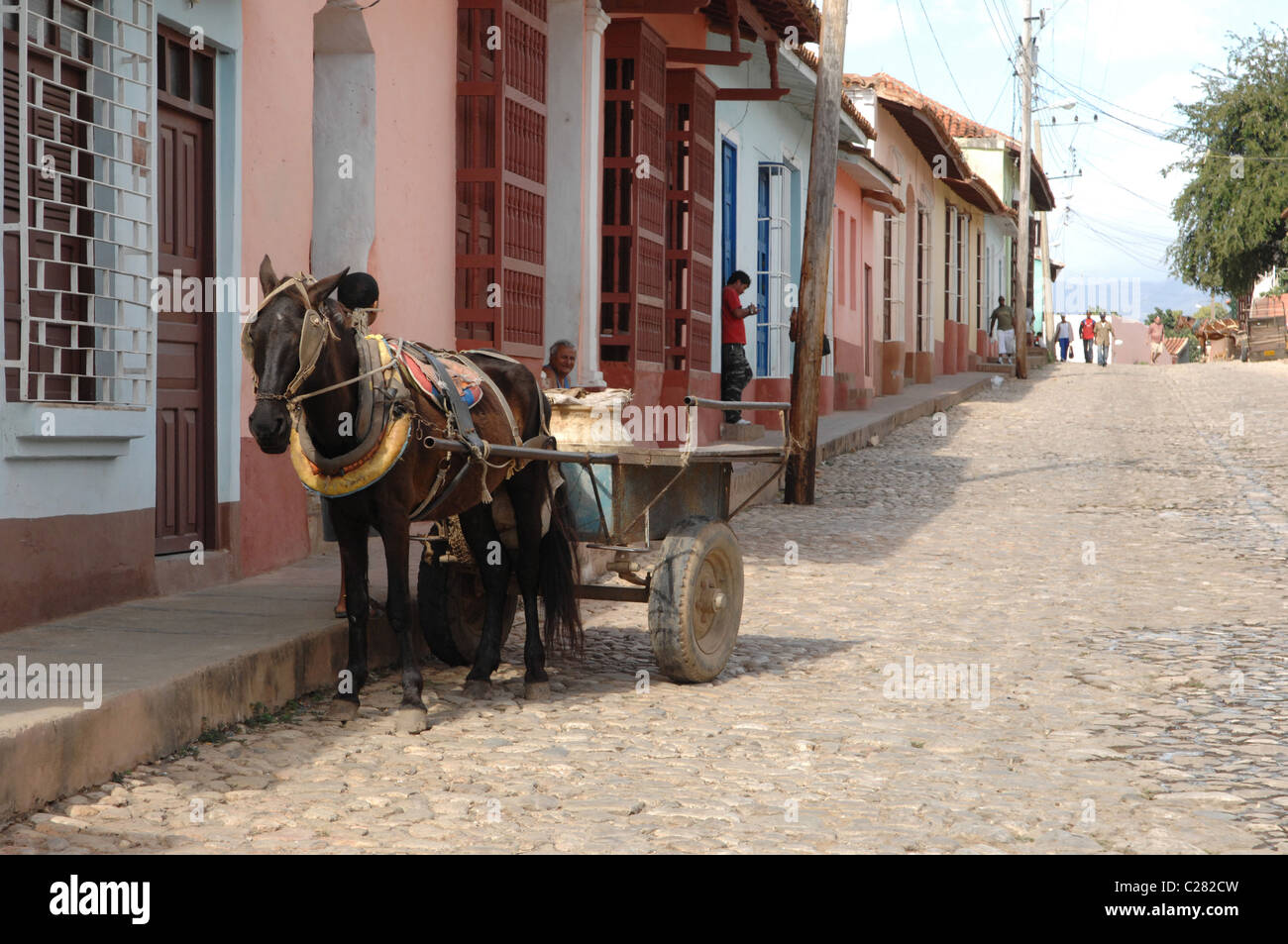 Vue sur la rue et le peuple de Cuba Trinidad Banque D'Images