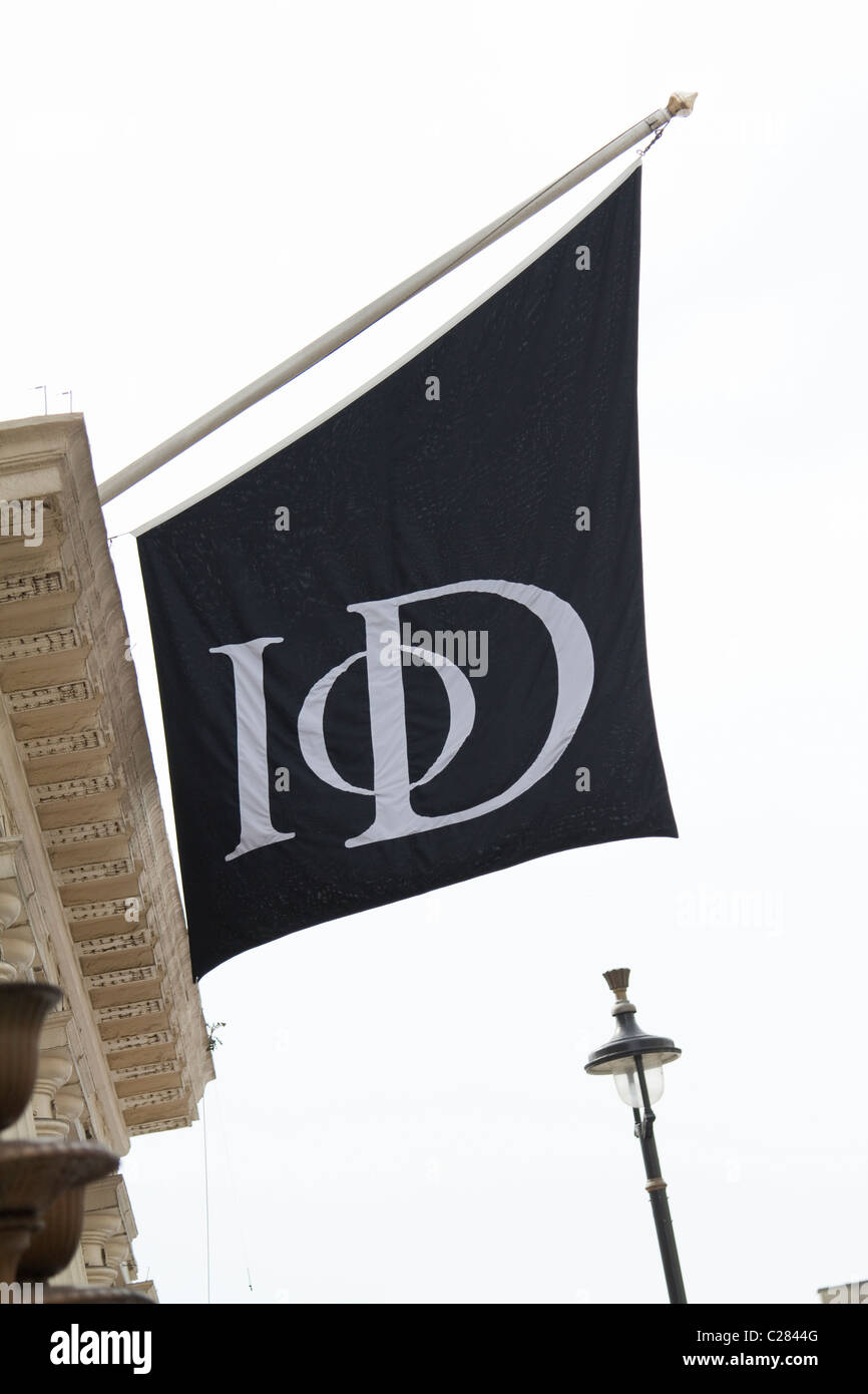 Institut IOD d'administration building London flag Banque D'Images