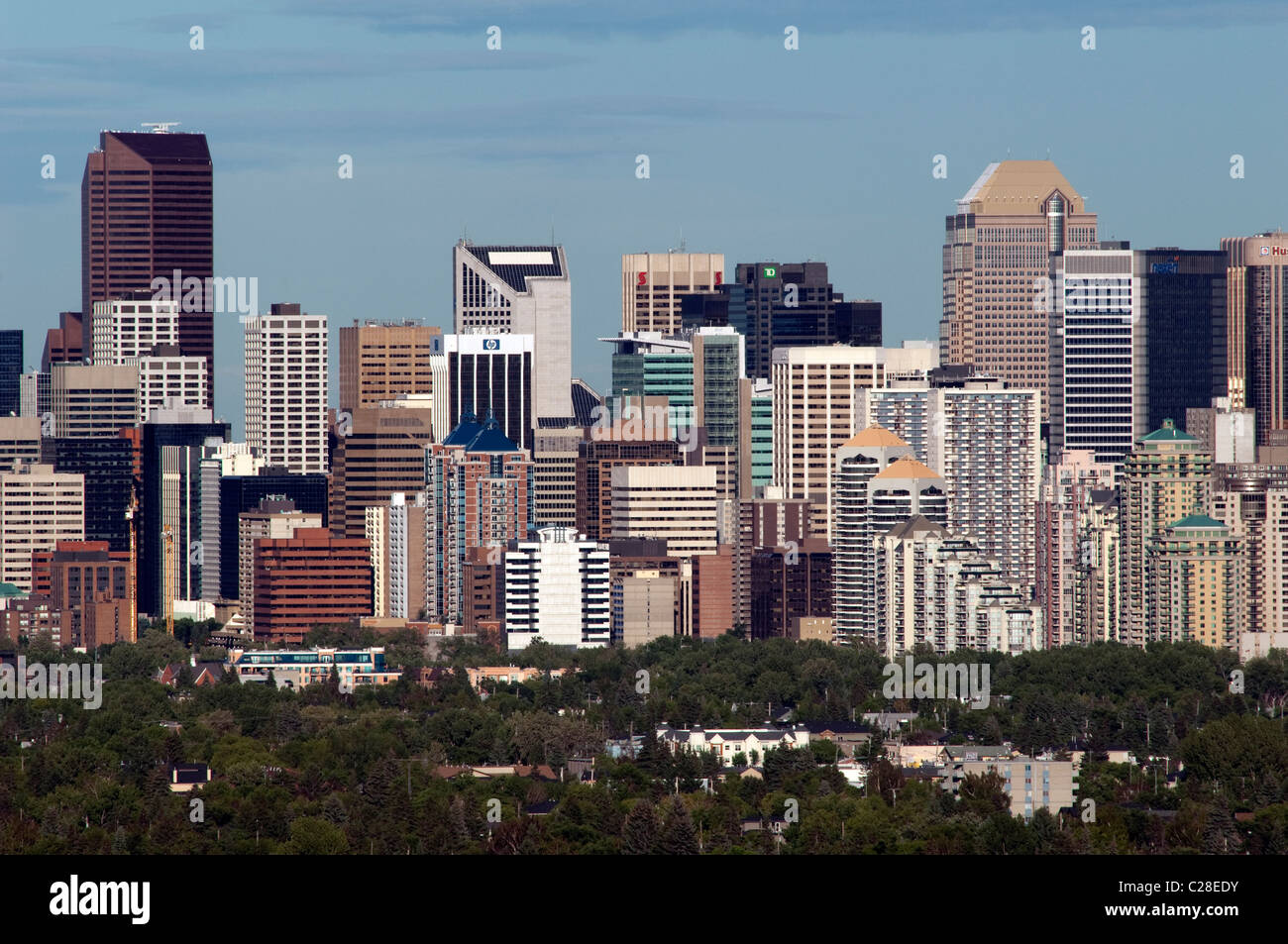 Ville de Calgary skyline prises à partir de l'ouest. L'Alberta, Canada Banque D'Images