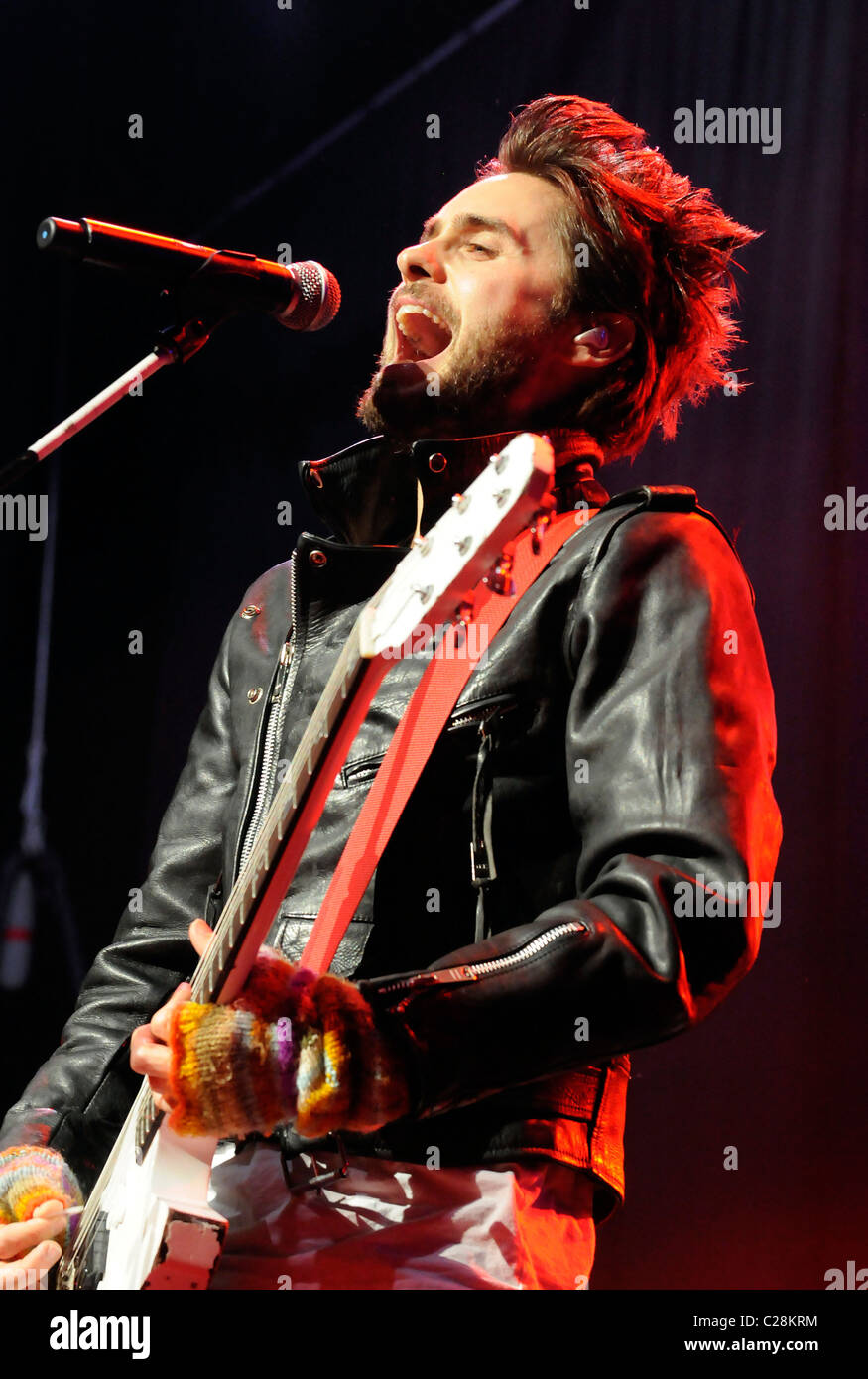 Jared Leto de 30 Seconds to Mars Le presque KROQ Acoustic Concert de Noël qui a eu lieu à l'Amphithéâtre Gibson, Los Angeles Banque D'Images