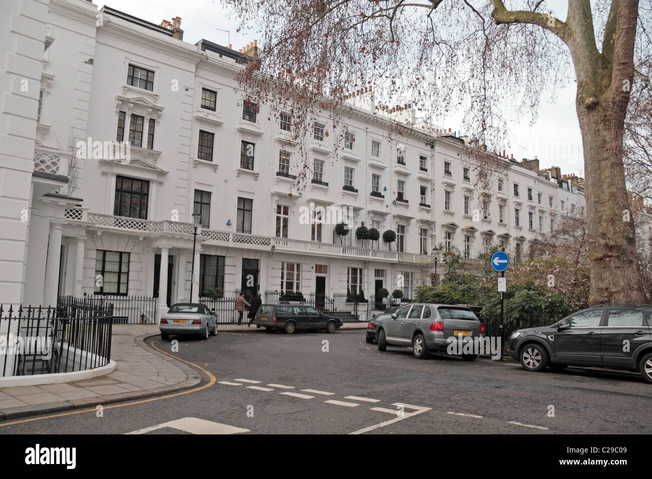 Vue générale des propriétés sur Ovington Square, Royal Borough de Kensington & Chelsea, London, SW3, au Royaume-Uni. Banque D'Images