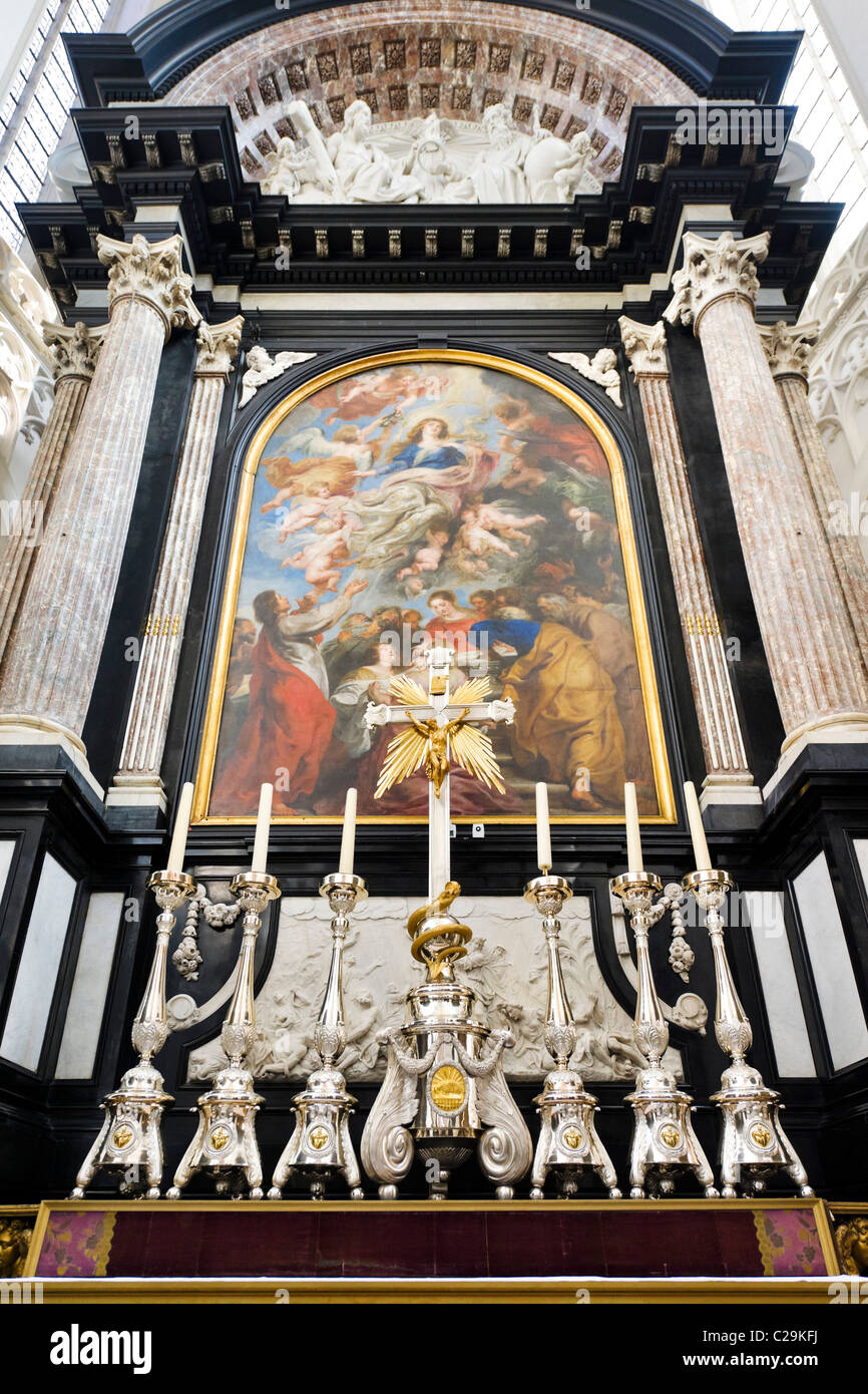 Assomption de la Vierge par Rubens au-dessus de l'Autel, Onze Lieve Vrouwekathedraal (Cathédrale de Notre-Dame), Anvers, Belgique Banque D'Images