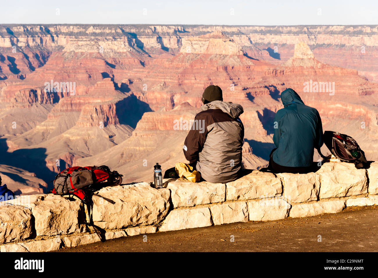 Les touristes profiter de la vue sur le Grand Canyon de Point Hopi. Le Parc National du Grand Canyon. Arizona, United States. Banque D'Images