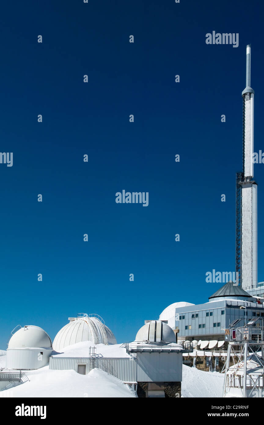 L'observatoire du Pic du Midi de Bigorre, Hautes Pyrenees, Midi Pyrenees, France Banque D'Images