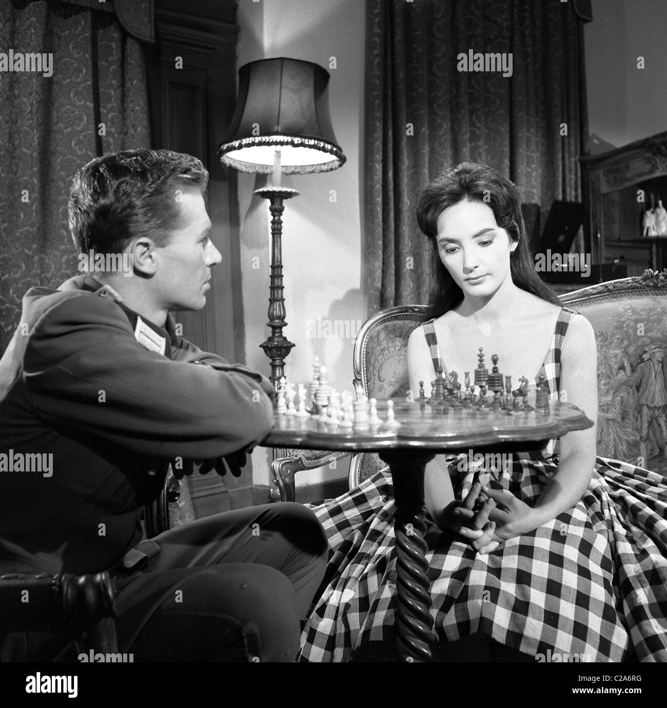 L'INVASION SILENCIEUSE (1962) ERIC FLYNN, PETRA DAVIES, MAX VARNEL (DIR) 001 COLLECTION MOVIESTORE LTD Banque D'Images