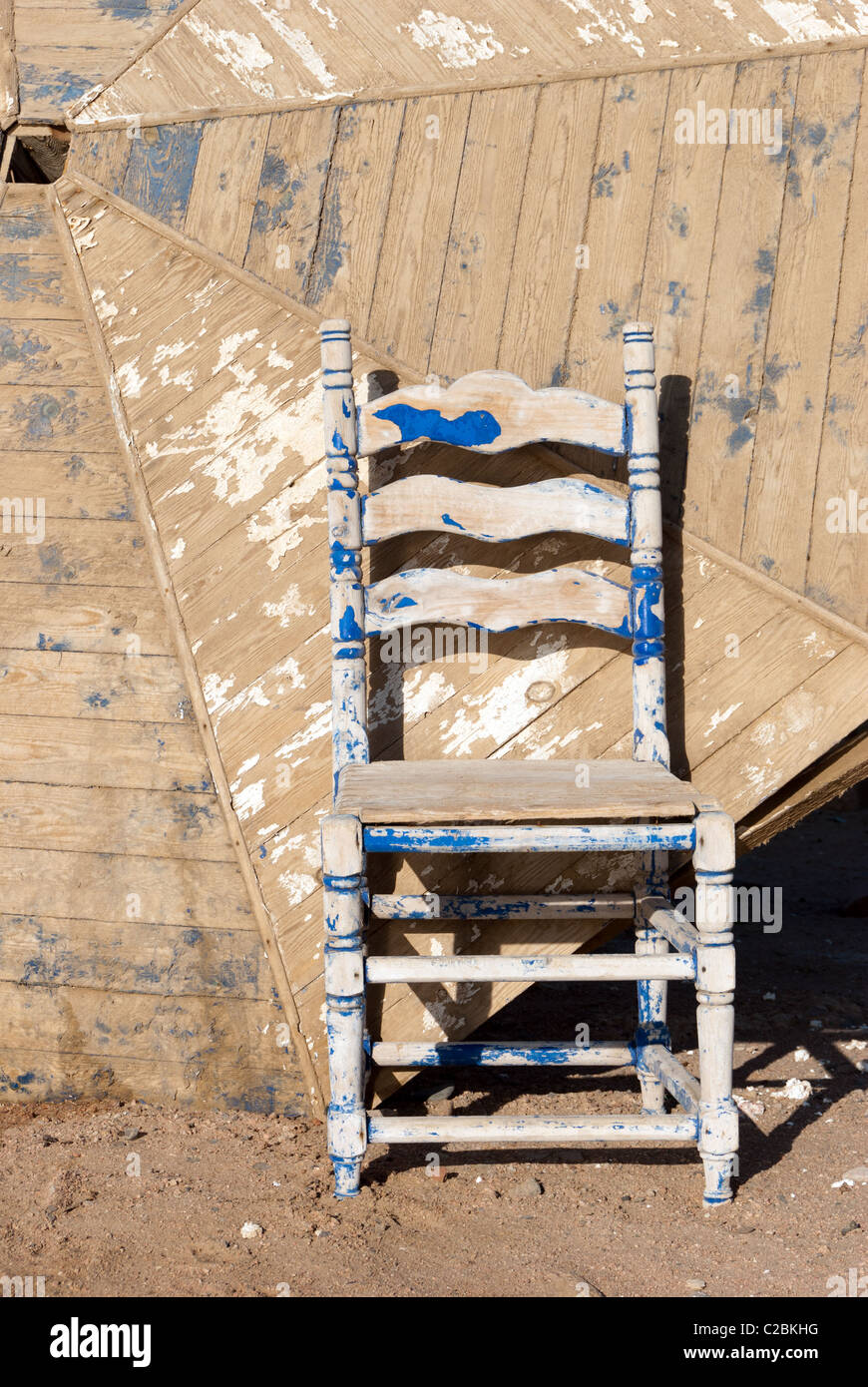 Ancien président et un parapluie de plage -Dahab, péninsule du Sinaï, Égypte Banque D'Images