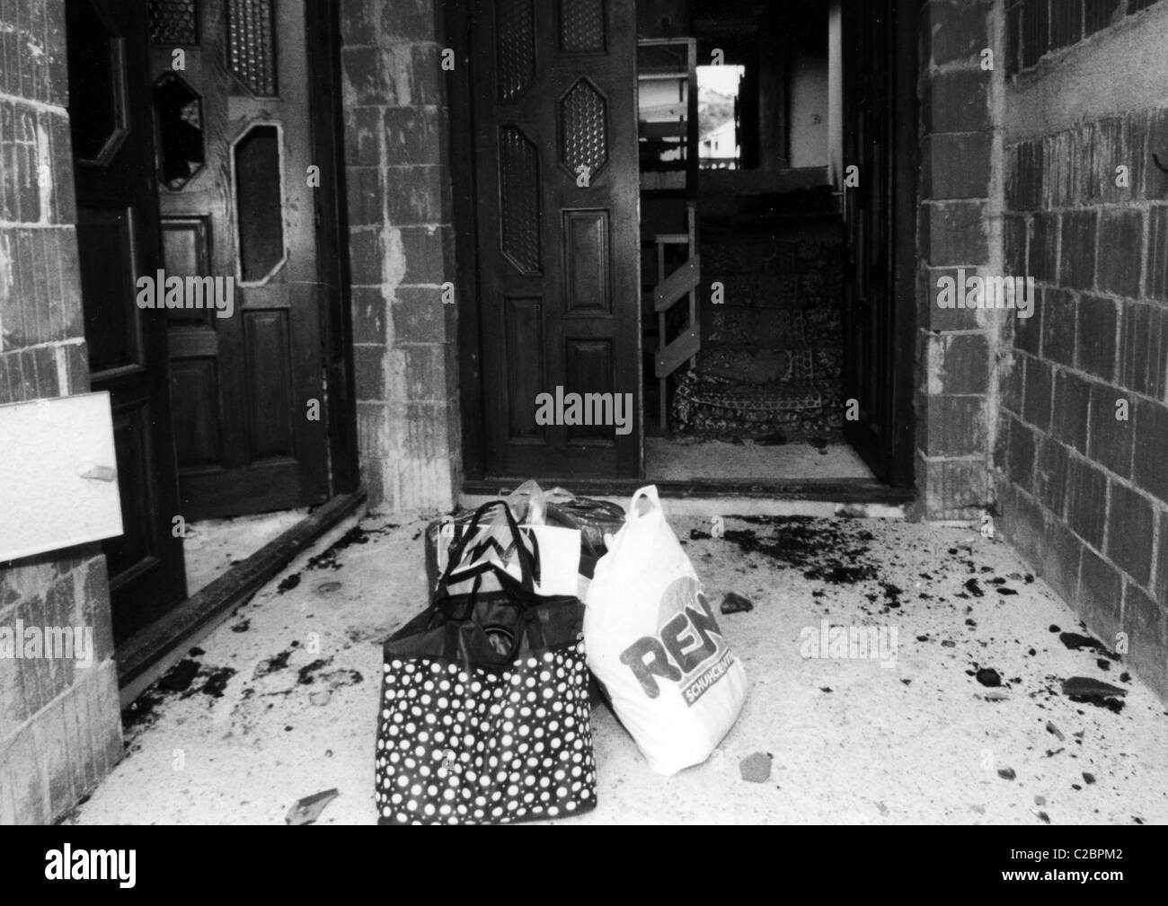 Le terme guerre du Kosovo ou de conflit au Kosovo est utilisé pour décrire les deux, séquentiel et parallèle à certains moments, les conflits armés au Kosovo. Banque D'Images