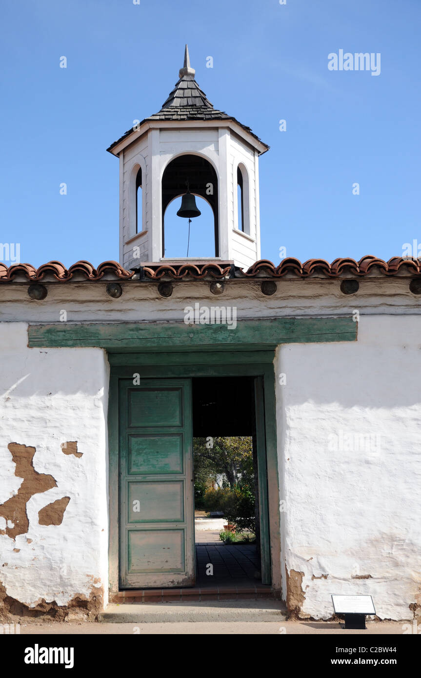 En vertu de l'entrée le clocher à la Casa de Estudillo, Vieille Ville Historic State Park, San Diego. Banque D'Images