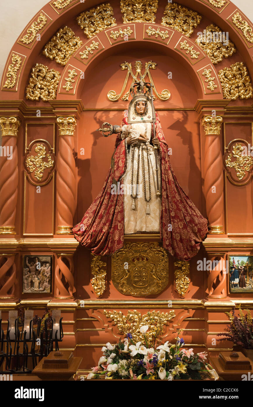 La figure de Marie tenant le Christ Cathédrale de San Fernando San Antonio Texas USA Banque D'Images