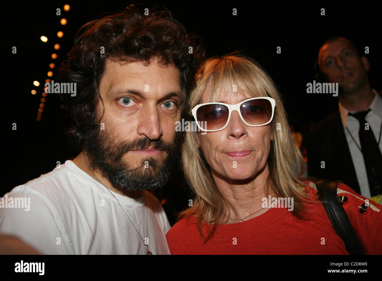 Vincent Gallo et Kim Gordon Mercedes-Benz Fashion Week de New York Printemps 2008 au Bryant Park - Anna Sui New York City, USA - Banque D'Images
