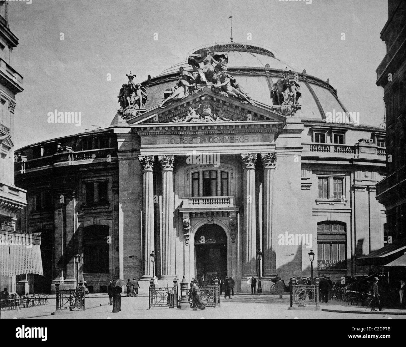 L'un des premiers autotypes de La Bourse du commerce, Paris, France, photographie historique, 1884 Banque D'Images