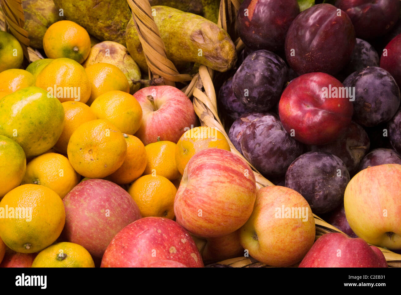 Variété de fruits frais Banque D'Images